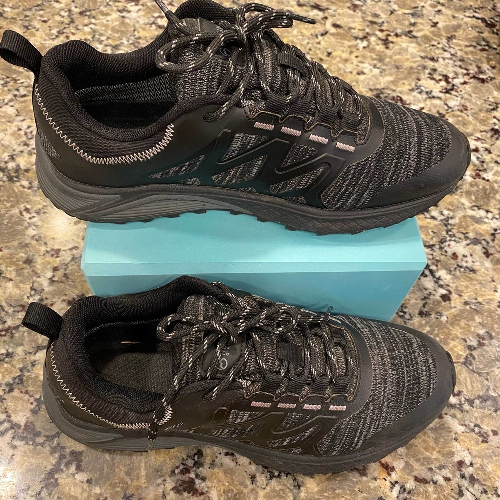 Magellan Men's Size 8D Sabine Outdoor Black Gray Hiking Shoe 158928